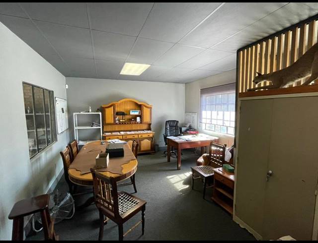 INDUSTRIAL PROPERTY TO RENT IN HENNOPSPARK